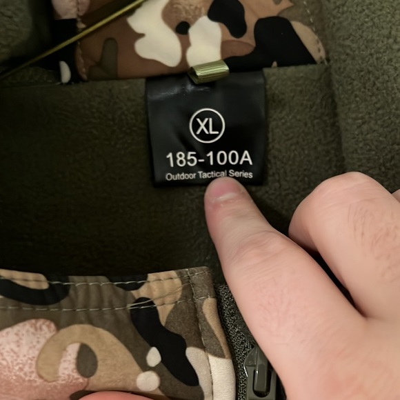 Multicam Tactical Jacket - Picture 3 of 3